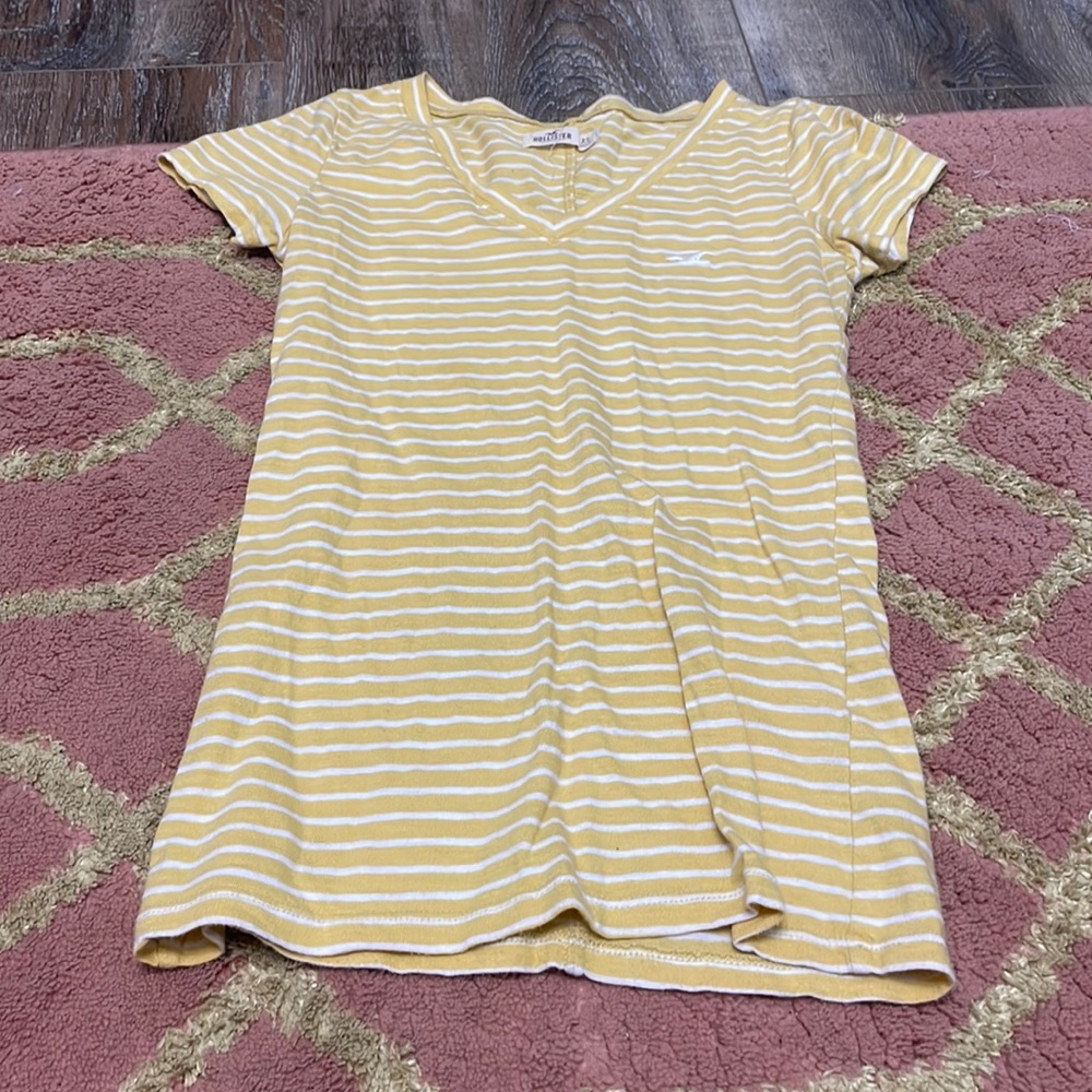 Hollister shirt
